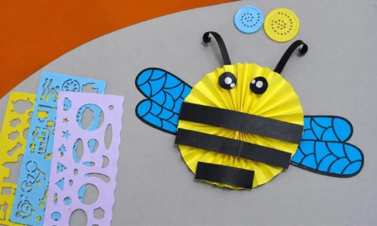 How to Make Bee Paper Craft